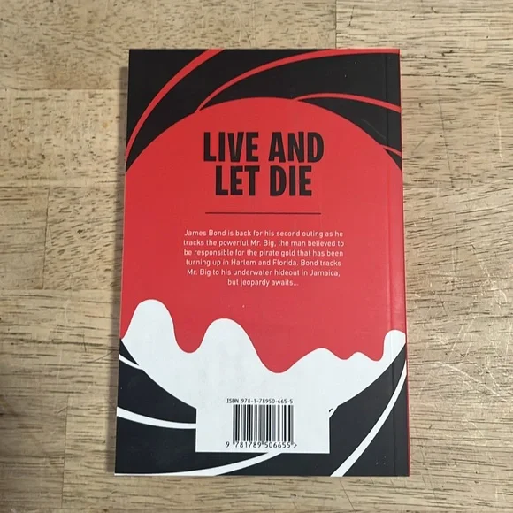 James Bond Collection Box Set - Picture 9 of 14